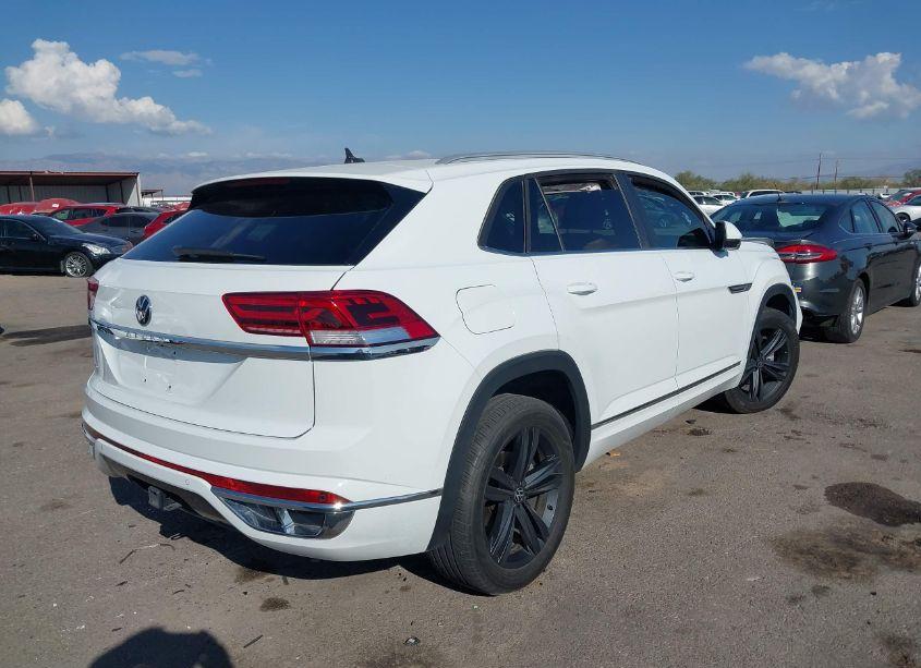 Photo 4 of 2021 Volkswagen Atlas CROSS SPORT 3.6L V6 SE W/TECHNOLOGY R-LINE (VIN 1V2PE2CA1MC202476)