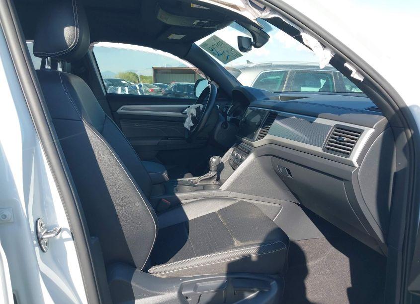 Photo 5 of 2021 Volkswagen Atlas CROSS SPORT 3.6L V6 SE W/TECHNOLOGY R-LINE (VIN 1V2PE2CA1MC202476)
