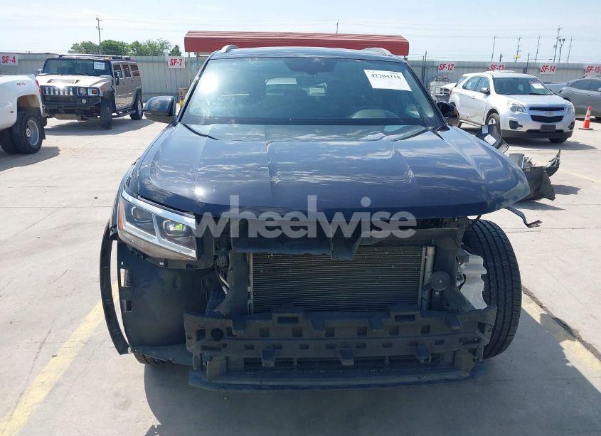 Photo 13 of 2021 Volkswagen Atlas CROSS SPORT 3.6L V6 SE W/TECHNOLOGY R-LINE (VIN 1V2PE2CA3MC227881)