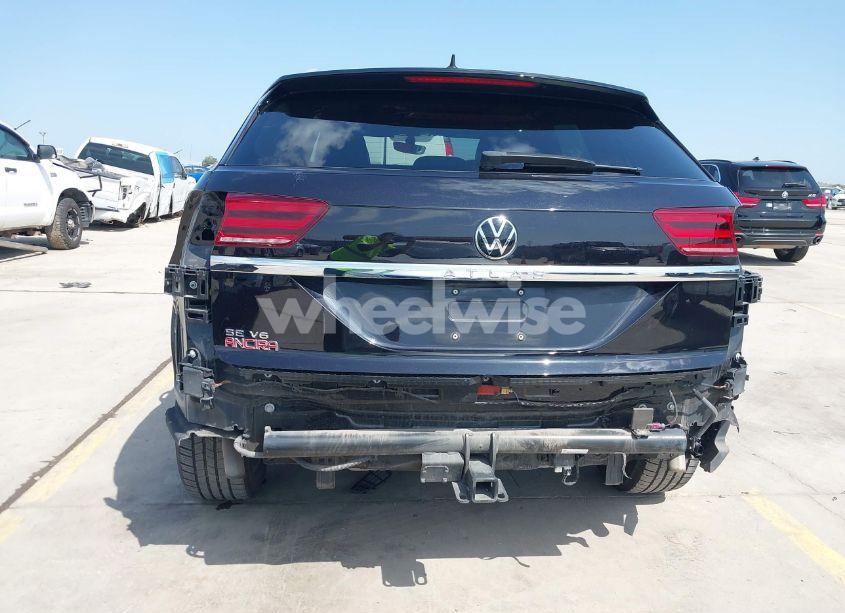 Photo 17 of 2021 Volkswagen Atlas CROSS SPORT 3.6L V6 SE W/TECHNOLOGY R-LINE (VIN 1V2PE2CA3MC227881)