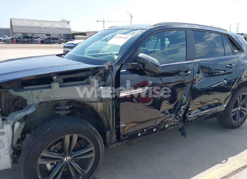 Photo 6 of 2021 Volkswagen Atlas CROSS SPORT 3.6L V6 SE W/TECHNOLOGY R-LINE (VIN 1V2PE2CA3MC227881)