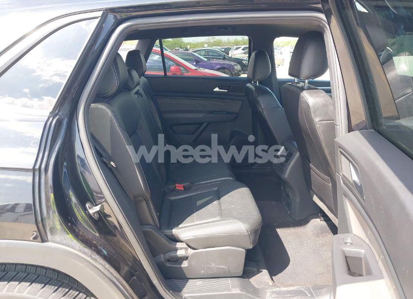 Photo 8 of 2021 Volkswagen Atlas CROSS SPORT 3.6L V6 SE W/TECHNOLOGY R-LINE (VIN 1V2PE2CA3MC227881)