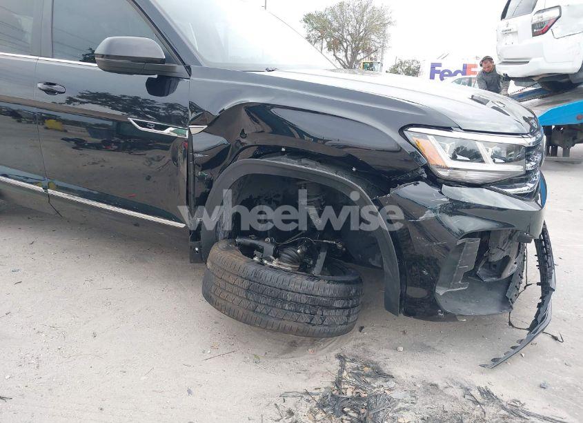 Photo 17 of 2021 Volkswagen Atlas 3.6L V6 SE W/TECHNOLOGY R-LINE (VIN 1V2PR2CA3MC588158)