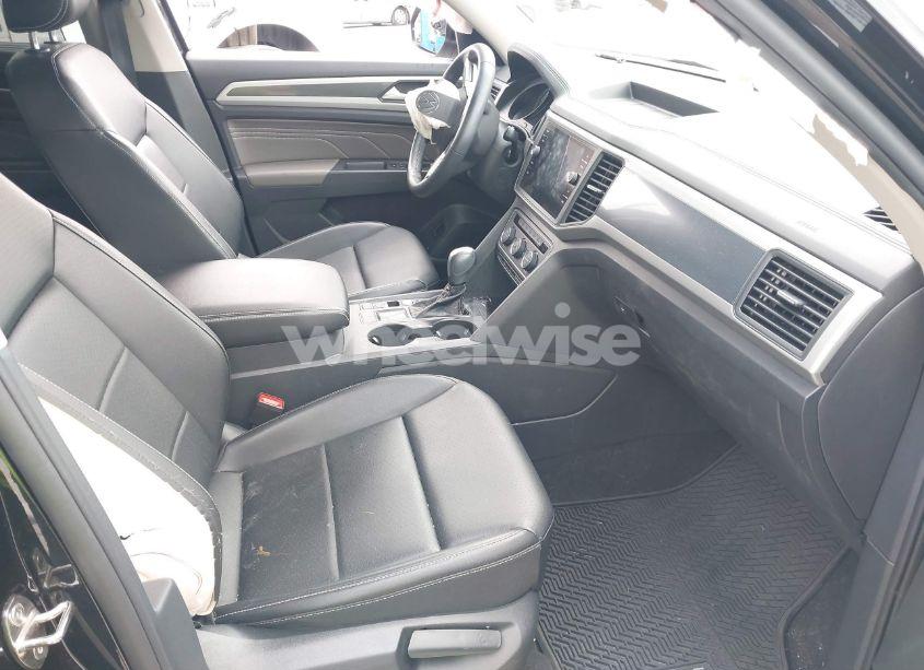 Photo 5 of 2021 Volkswagen Atlas 3.6L V6 SE W/TECHNOLOGY R-LINE (VIN 1V2PR2CA3MC588158)