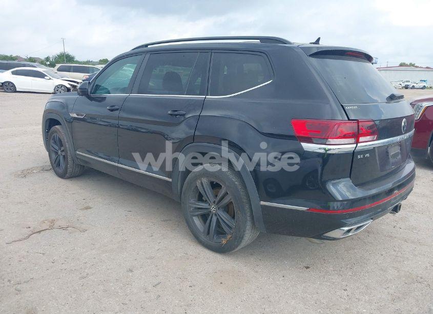 Photo 3 of 2021 Volkswagen Atlas 3.6L V6 SE W/TECHNOLOGY R-LINE (VIN 1V2PR2CA4MC523500)