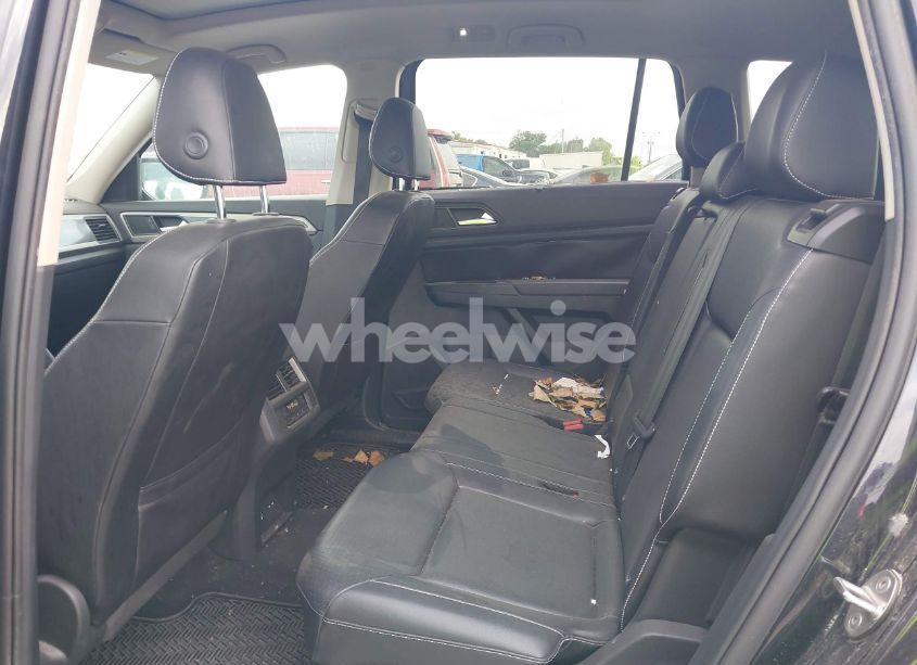 Photo 8 of 2021 Volkswagen Atlas 3.6L V6 SE W/TECHNOLOGY R-LINE (VIN 1V2PR2CA4MC523500)