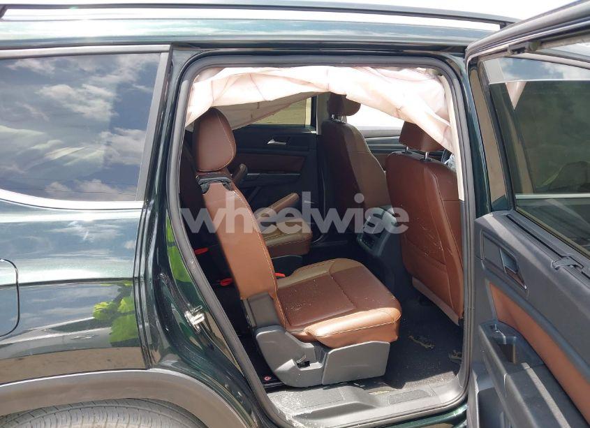 Photo 8 of 2021 Volkswagen Atlas 3.6L V6 SE W/TECHNOLOGY R-LINE (VIN 1V2PR2CA7MC510191)