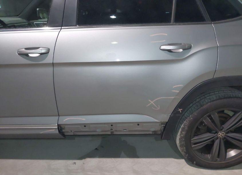 Photo 18 of 2021 Volkswagen Atlas CROSS SPORT 3.6L V6 SE W/TECHNOLOGY R-LINE (VIN 1V2RE2CA4MC205543)