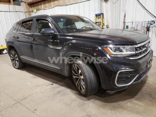Photo 2 of 2020 VOLKSWAGEN ATLAS CROSS SPORT SEL R-LINE N/A (VIN 1V2RE2CAXLC210440)