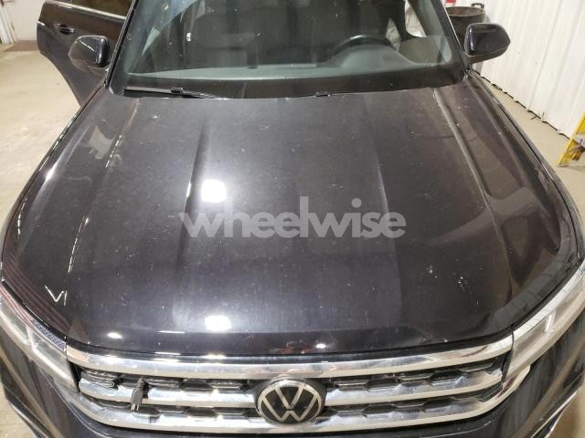 Photo 4 of 2020 VOLKSWAGEN ATLAS CROSS SPORT SEL R-LINE N/A (VIN 1V2RE2CAXLC210440)