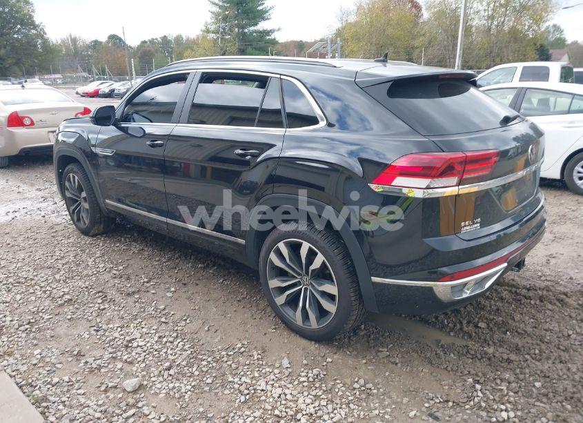 Photo 3 of 2020 Volkswagen Atlas CROSS SPORT 3.6L V6 SEL R-LINE (VIN 1V2RE2CAXLC218554)