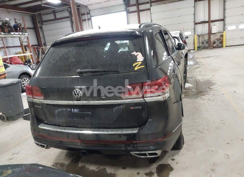 Photo 16 of 2021 Volkswagen Atlas 3.6L V6 SE W/TECHNOLOGY R-LINE (VIN 1V2RR2CA0MC525706)