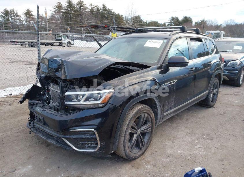 Photo 2 of 2021 Volkswagen Atlas 3.6L V6 SE W/TECHNOLOGY R-LINE (VIN 1V2RR2CA1MC510406)