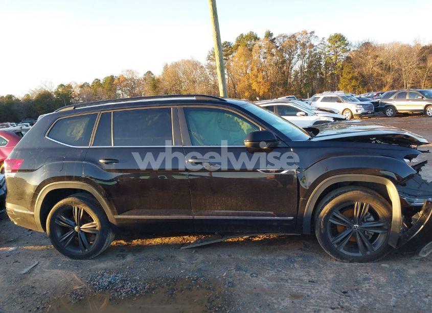Photo 13 of 2021 Volkswagen Atlas 3.6L V6 SE W/TECHNOLOGY R-LINE (VIN 1V2RR2CA1MC551053)