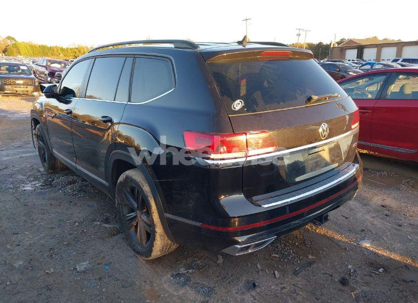 Photo 3 of 2021 Volkswagen Atlas 3.6L V6 SE W/TECHNOLOGY R-LINE (VIN 1V2RR2CA1MC551053)