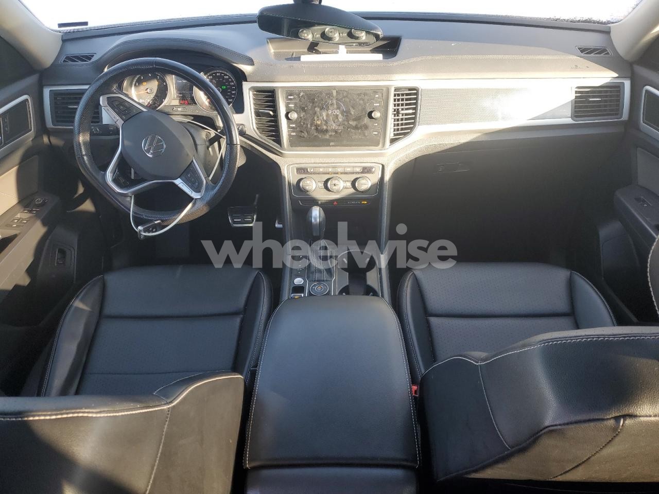 Photo 8 of 2021 VOLKSWAGEN ATLAS SE (VIN 1V2RR2CA4MC583088)