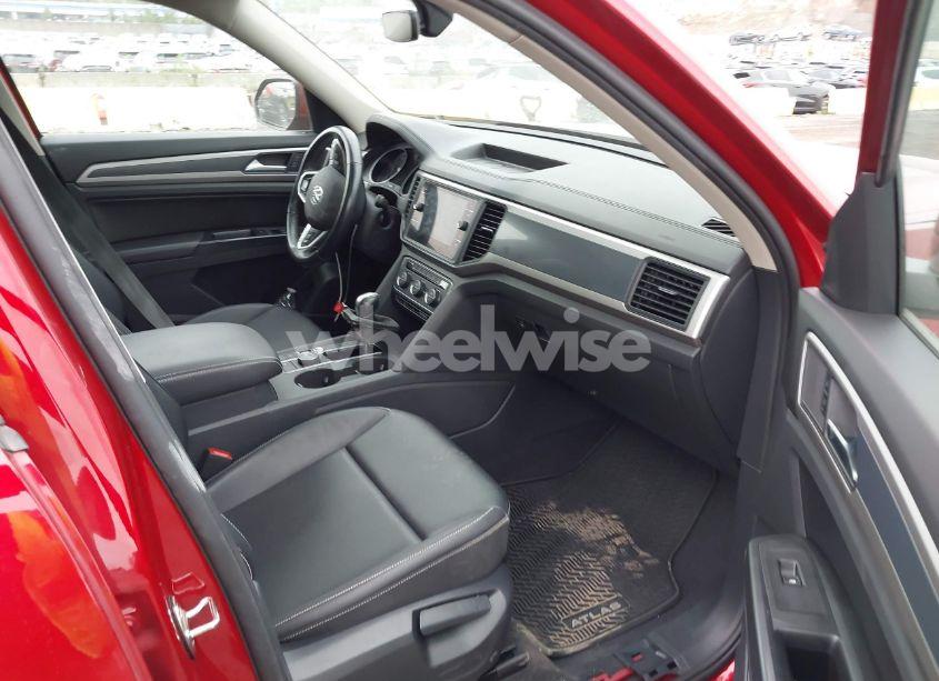 Photo 5 of 2021 Volkswagen Atlas 3.6L V6 SE W/TECHNOLOGY R-LINE (VIN 1V2RR2CA5MC510666)