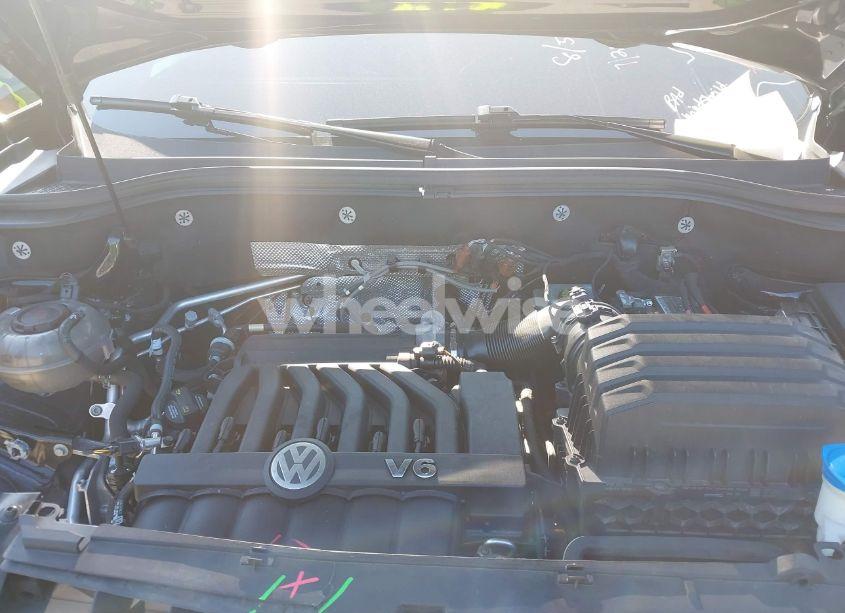 Photo 10 of 2019 Volkswagen Atlas 3.6L V6 SEL R-LINE (VIN 1V2RR2CA7KC614430)