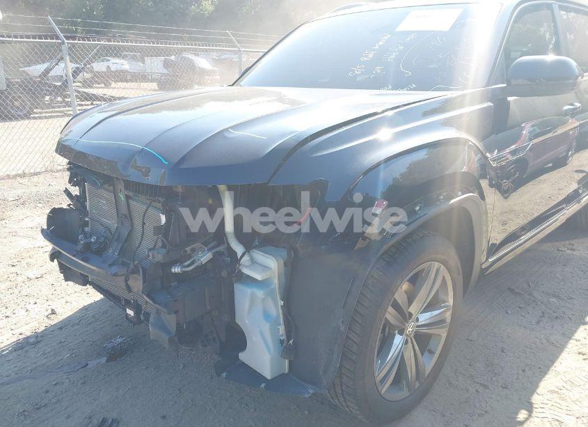 Photo 18 of 2019 Volkswagen Atlas 3.6L V6 SEL R-LINE (VIN 1V2RR2CA7KC614430)