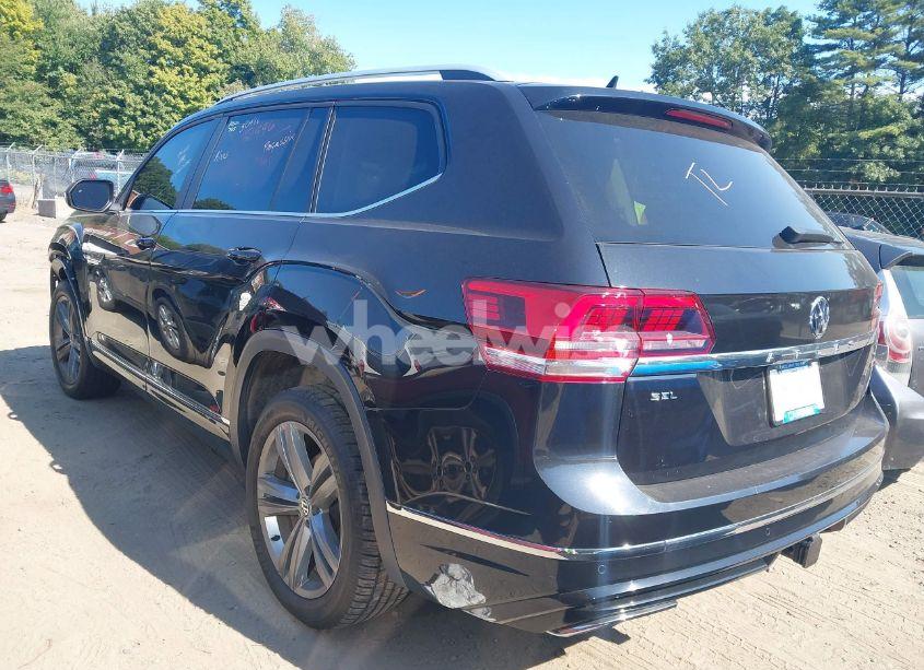 Photo 3 of 2019 Volkswagen Atlas 3.6L V6 SEL R-LINE (VIN 1V2RR2CA7KC614430)