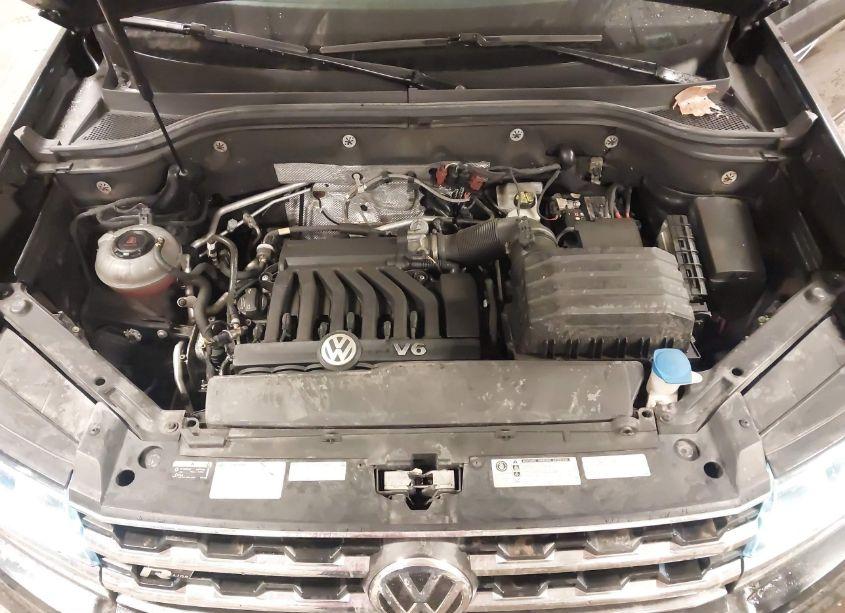 Photo 10 of 2019 Volkswagen Atlas 3.6L V6 SEL R-LINE (VIN 1V2RR2CA8KC616669)