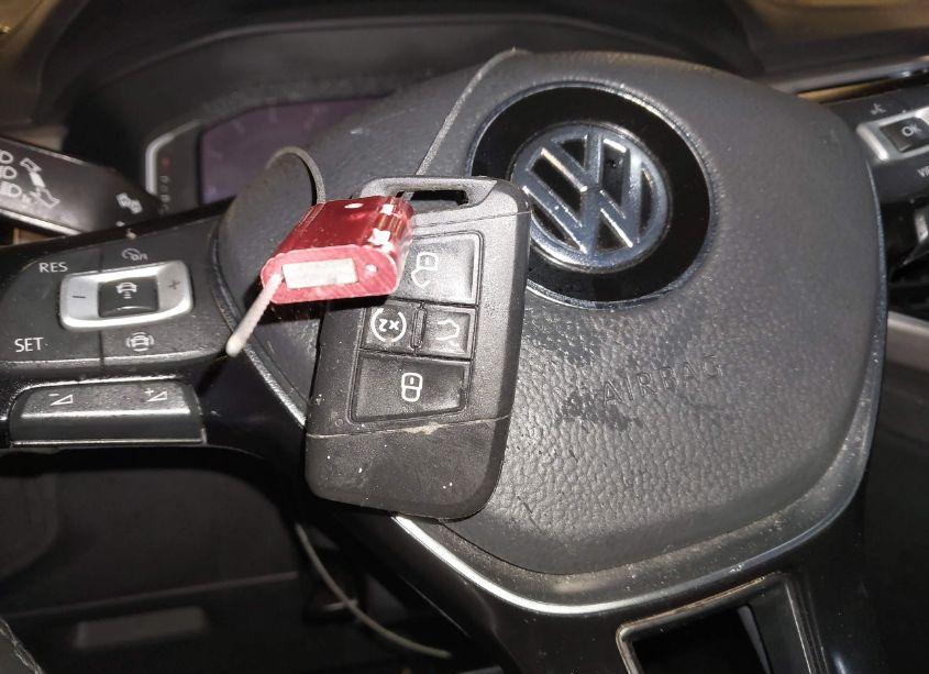 Photo 11 of 2019 Volkswagen Atlas 3.6L V6 SEL R-LINE (VIN 1V2RR2CA8KC616669)