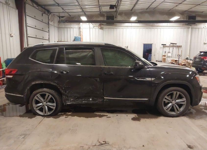 Photo 13 of 2019 Volkswagen Atlas 3.6L V6 SEL R-LINE (VIN 1V2RR2CA8KC616669)