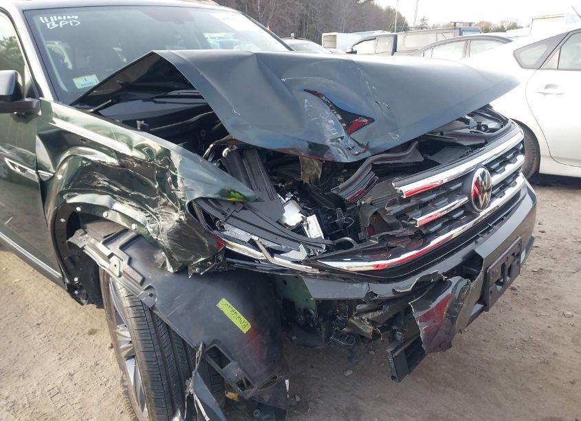 Photo 6 of 2021 Volkswagen Atlas 3.6L V6 SE W/TECHNOLOGY R-LINE (VIN 1V2RR2CA9MC608406)