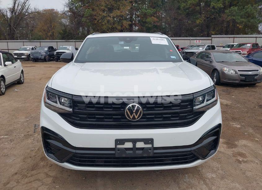 Photo 13 of 2022 Volkswagen Atlas CROSS SPORT 2.0T SEL R-LINE (VIN 1V2SC2CA7NC201527)