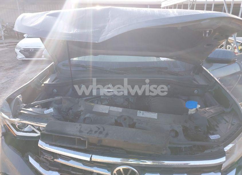 Photo 10 of 2020 Volkswagen Atlas CROSS SPORT 3.6L V6 SEL R-LINE (VIN 1V2SE2CA0LC222713)