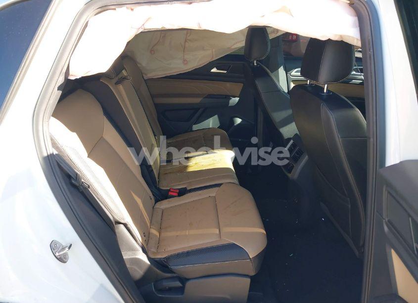 Photo 8 of 2021 Volkswagen Atlas CROSS SPORT 3.6L V6 SEL/3.6L V6 SEL R-LINE (VIN 1V2SE2CA8MC236344)