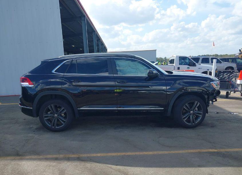 Photo 13 of 2022 Volkswagen Atlas CROSS SPORT 3.6L V6 SEL R-LINE (VIN 1V2SE2CAXNC217697)