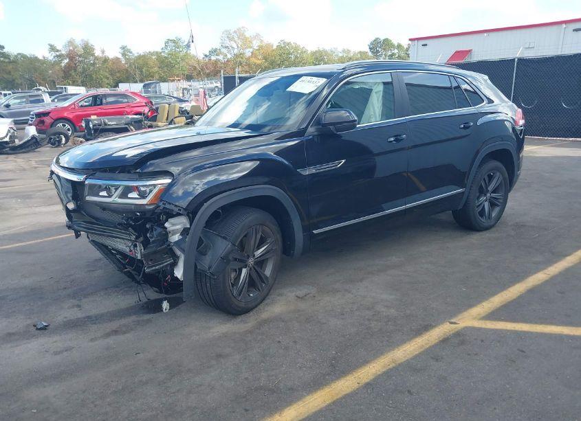Photo 2 of 2022 Volkswagen Atlas CROSS SPORT 3.6L V6 SEL R-LINE (VIN 1V2SE2CAXNC217697)