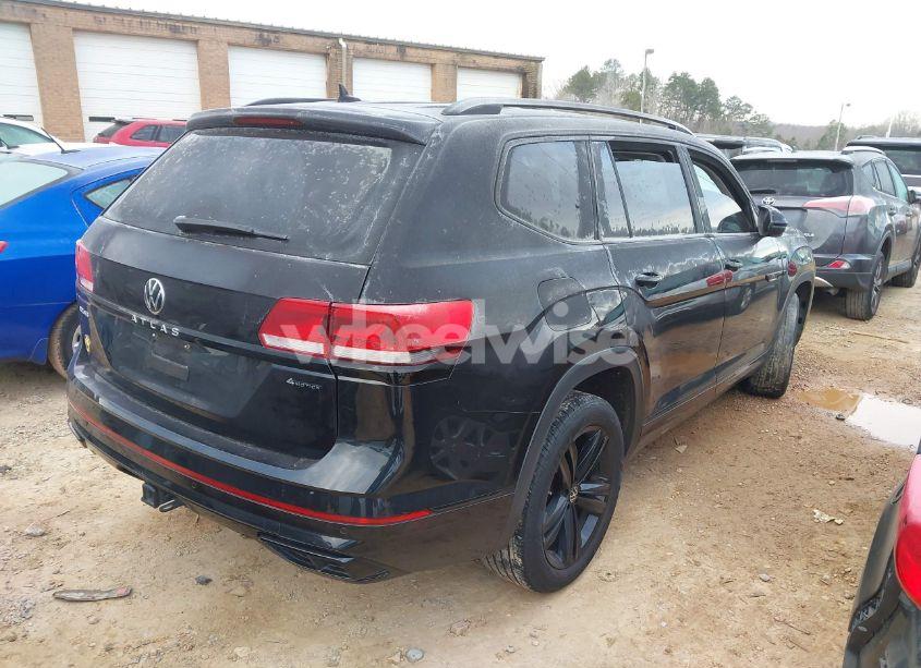 Photo 4 of 2023 Volkswagen Atlas 3.6L V6 SEL R-LINE BLACK (VIN 1V2SR2CA4PC505528)