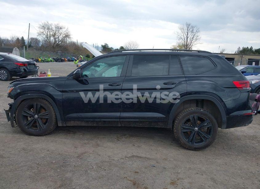 Photo 14 of 2022 Volkswagen Atlas 3.6L V6 SEL R-LINE BLACK (VIN 1V2SR2CA6NC563587)