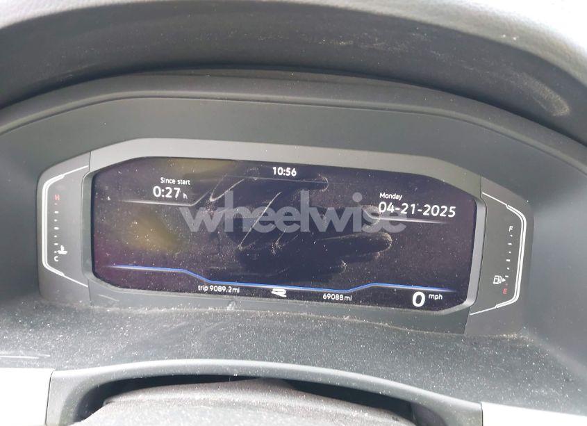 Photo 7 of 2022 Volkswagen Atlas 3.6L V6 SEL R-LINE BLACK (VIN 1V2SR2CA6NC563587)