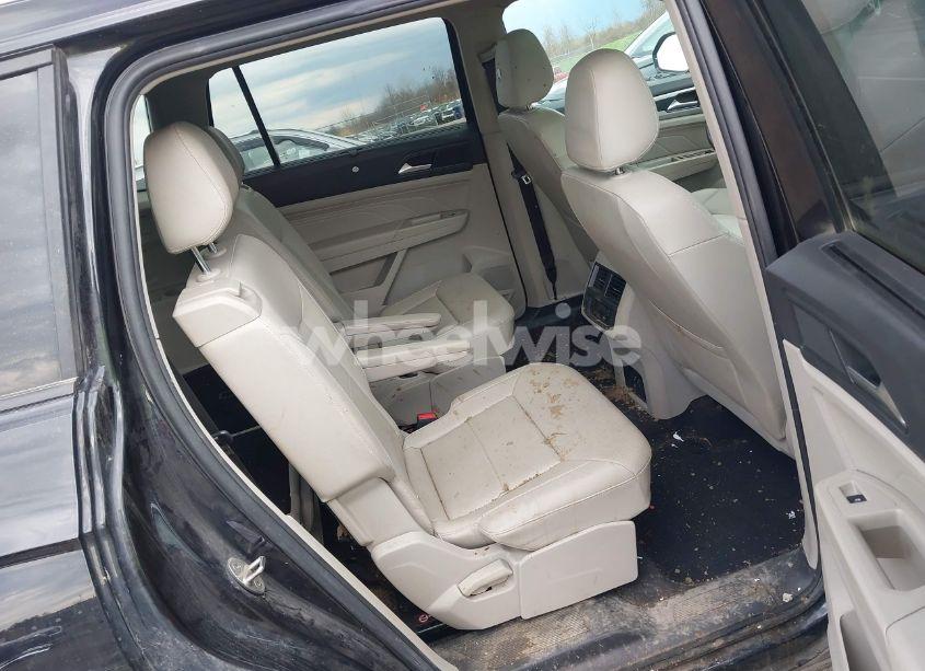 Photo 8 of 2022 Volkswagen Atlas 3.6L V6 SEL R-LINE BLACK (VIN 1V2SR2CA6NC563587)