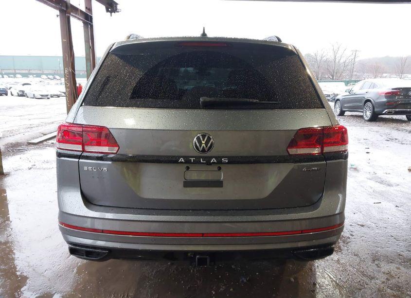 Photo 16 of 2023 Volkswagen Atlas 3.6L V6 SEL R-LINE BLACK (VIN 1V2SR2CA9PC513611)