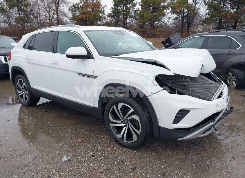 2021 Volkswagen Atlas CROSS SPORT 2.0T SEL PREMIUM (VIN 1V2TC2CAXMC214243) main photo