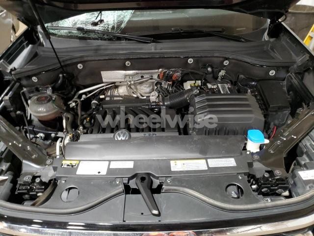 Photo 9 of 2021 VOLKSWAGEN ATLAS CROSS SPORT SEL PREMIUM (VIN 1V2TE2CA2MC233444)