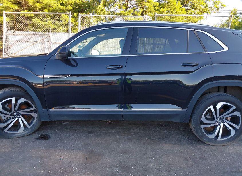 Photo 15 of 2021 Volkswagen Atlas CROSS SPORT 3.6L V6 SEL PREMIUM (VIN 1V2TE2CA4MC222302)