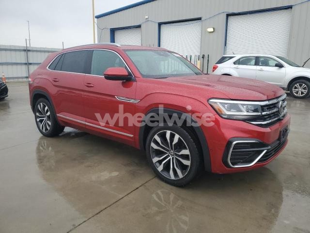 Photo 6 of 2020 VOLKSWAGEN ATLAS CROSS SPORT SEL PREMIUM R-LINE (VIN 1V2TE2CA5LC221240)