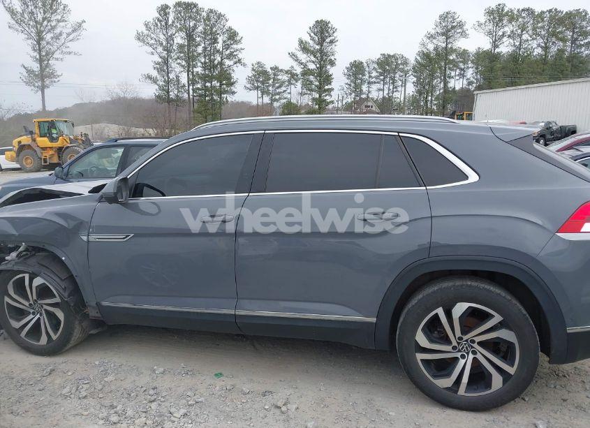 Photo 14 of 2021 Volkswagen Atlas CROSS SPORT 3.6L V6 SEL PREMIUM (VIN 1V2TE2CA7MC207972)