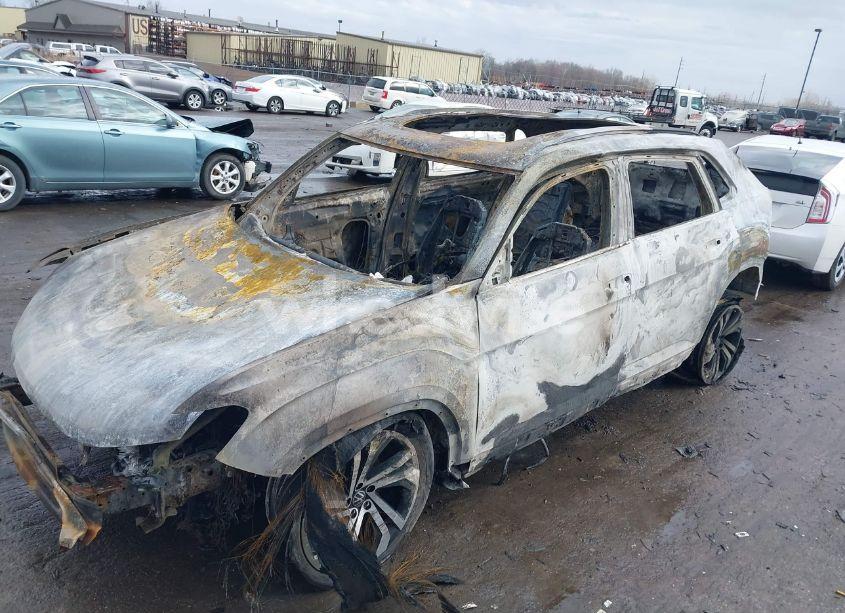 Photo 6 of 2021 Volkswagen Atlas CROSS SPORT 3.6L V6 SEL PREMIUM (VIN 1V2TE2CA8MC210489)