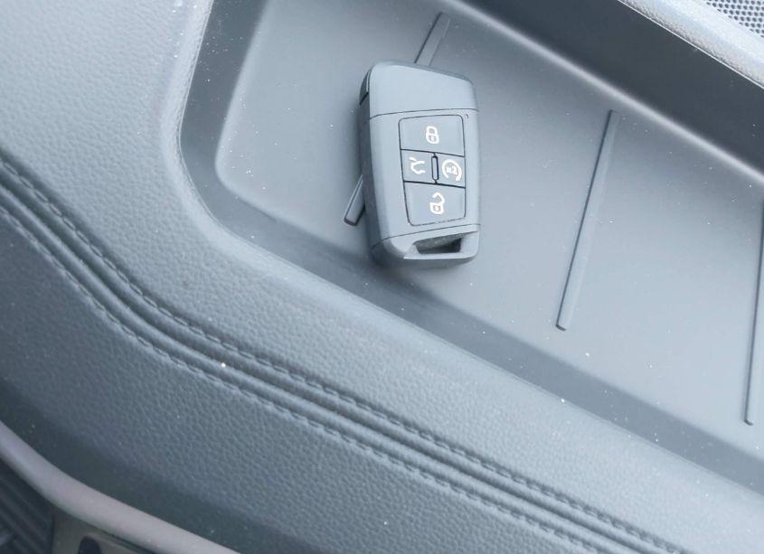 Photo 11 of 2021 Volkswagen Atlas 3.6L V6 SEL PREMIUM (VIN 1V2TR2CA0MC533522)