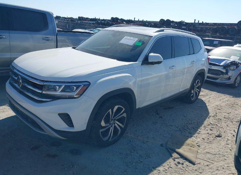 Photo 2 of 2021 Volkswagen Atlas 3.6L V6 SEL PREMIUM (VIN 1V2TR2CA0MC533522)