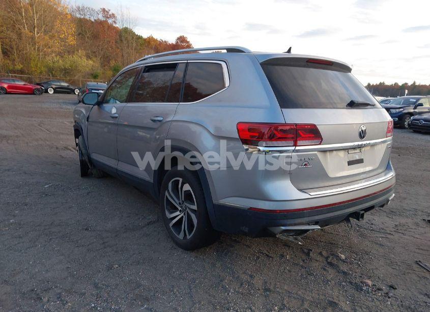 Photo 3 of 2021 Volkswagen Atlas 3.6L V6 SEL PREMIUM (VIN 1V2TR2CA1MC537532)