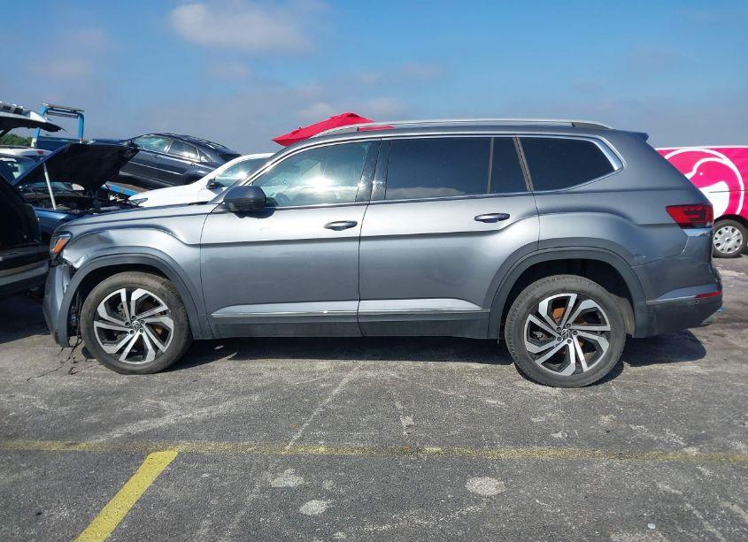 Photo 13 of 2021 Volkswagen Atlas 3.6L V6 SEL PREMIUM (VIN 1V2TR2CA4MC508011)