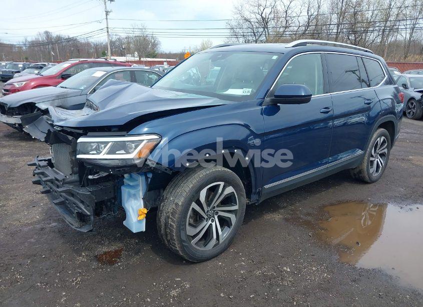 Photo 2 of 2021 Volkswagen Atlas 3.6L V6 SEL PREMIUM (VIN 1V2TR2CA7MC534926)