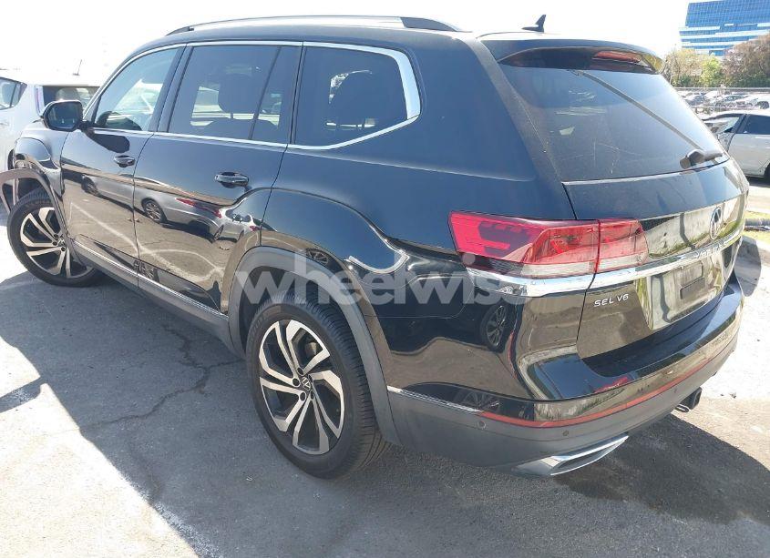 Photo 3 of 2021 Volkswagen Atlas 3.6L V6 SEL PREMIUM (VIN 1V2TR2CA8MC512367)